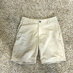 Men’s Lululemon kacky shorts. Size 30